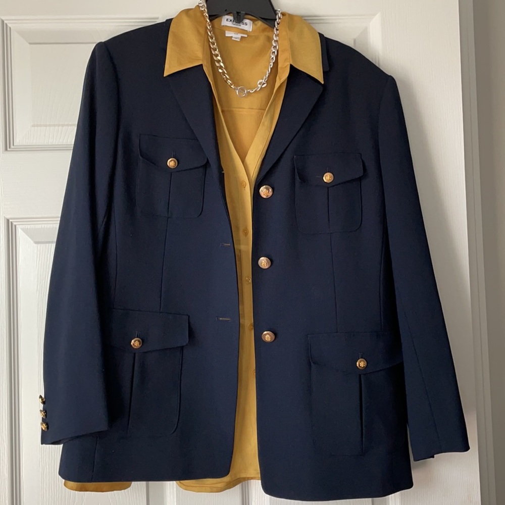 Talbots navy blazer jacket with gold buttons w extra buttons 12 petite